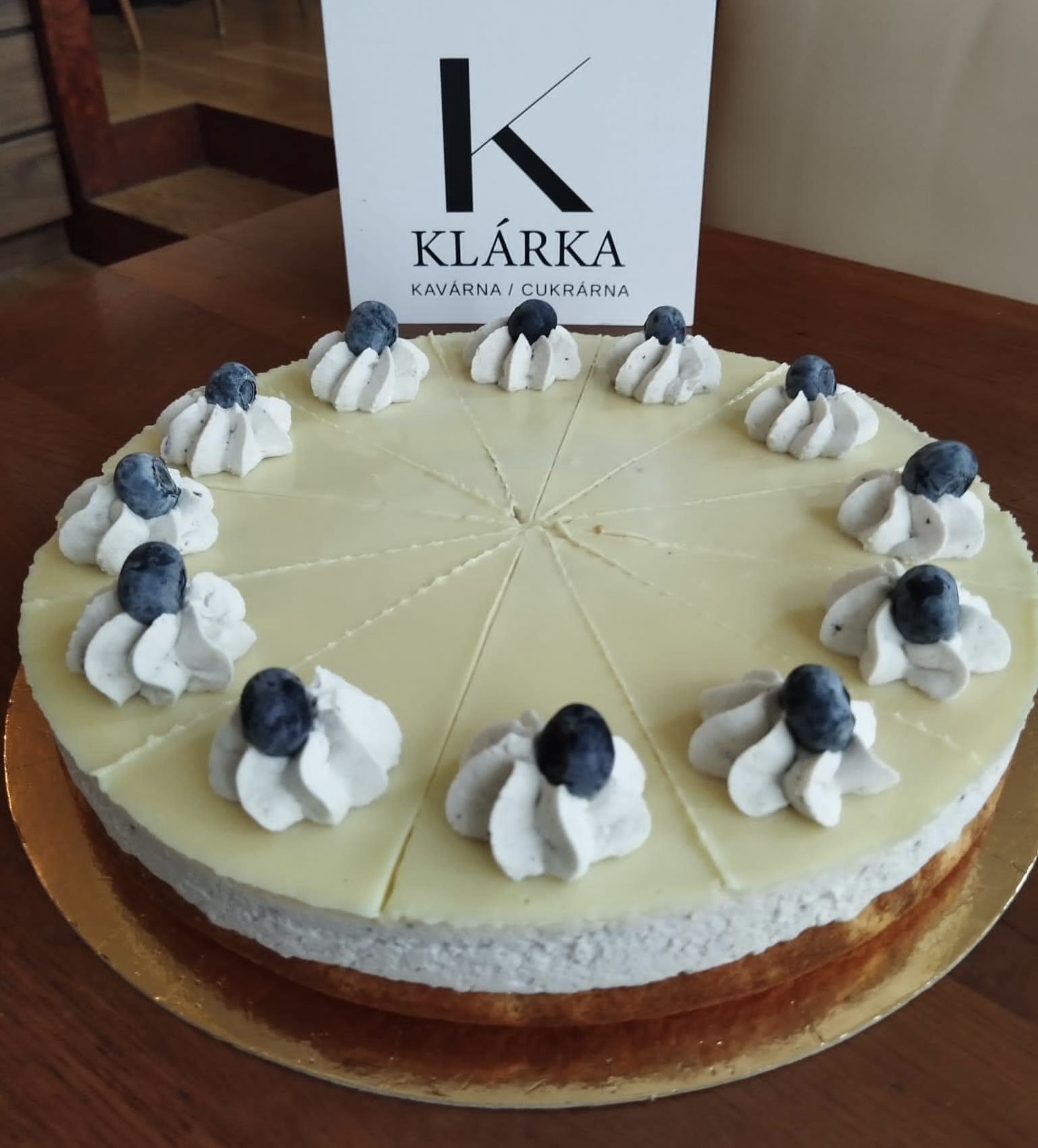 Borůvka s bílou čokoládou bez lepku vel. L 25cm